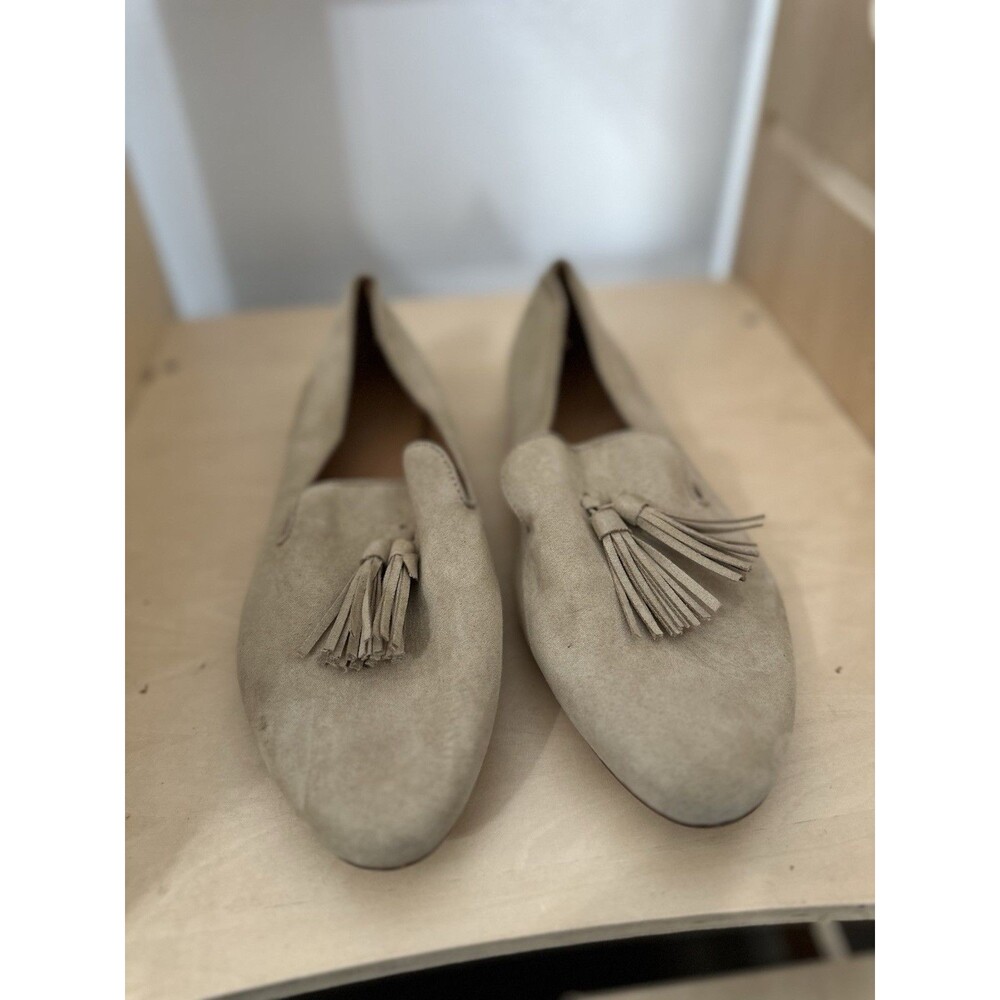 J.Crew Faux Suede Tassel Loafers Size 8 Light Khaki Tan Workwear J. Crew